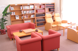 図書娯楽室